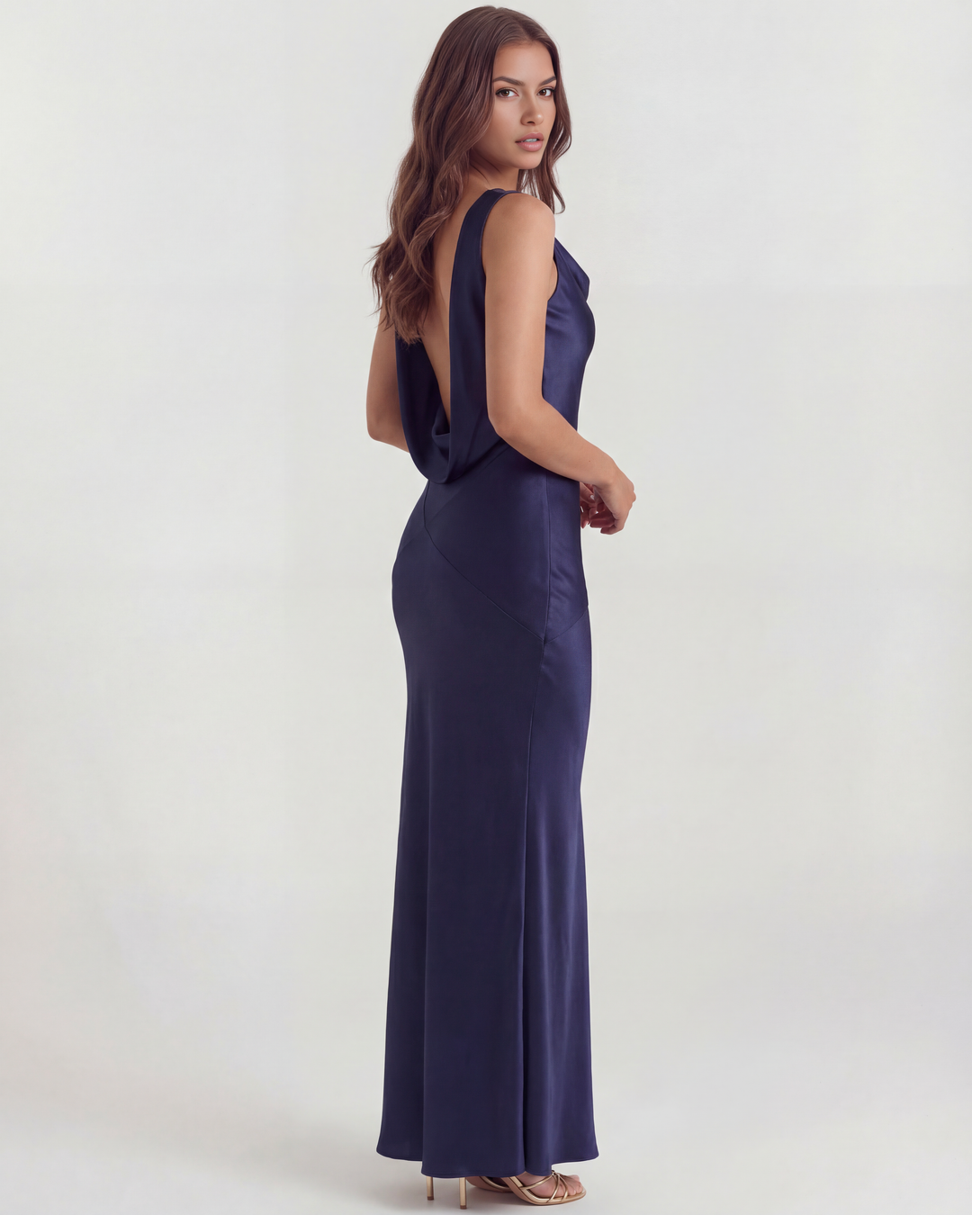 JULIA - VESTIDO MAXI SATÉN ESPALDA ABIERTA AZUL NOCHE