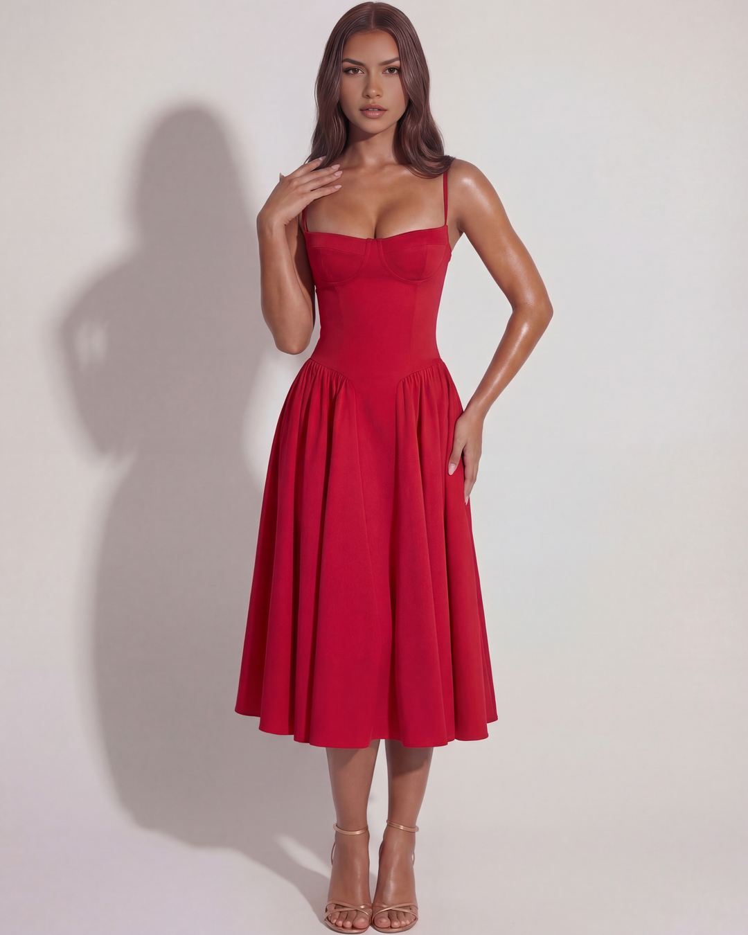 ROJA - VESTIDO MIDI ROJO CON ESCOTE CORAZÓN Y BOLSILLOS