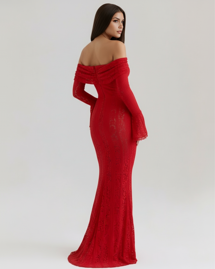 ENCARNACIÓN - VESTIDO MAXI ROJO DE ENCAJE CON HOMBROS DESCUBIERTOS