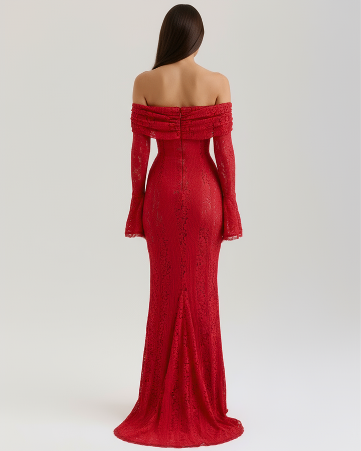 ENCARNACIÓN - VESTIDO MAXI ROJO DE ENCAJE CON HOMBROS DESCUBIERTOS