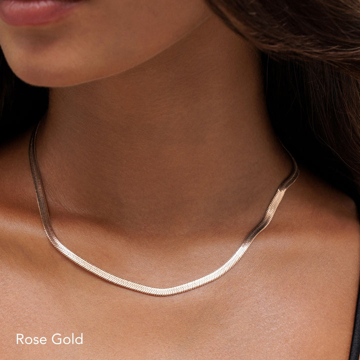 https://cdn.shopify.com/s/files/1/0930/2979/4119/files/herringbone_rose_gold_18c209c7-f9f0-40ed-bb87-fbe67cfc67e1.jpg?v=1767028420