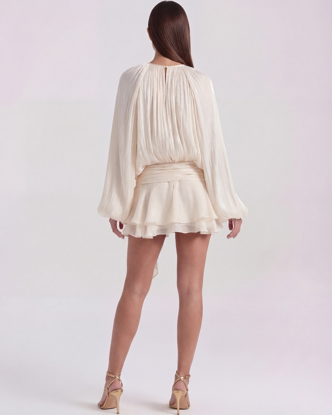 VIOLETA - VESTIDO MINI PLISADO CON VOLANTES CREMA